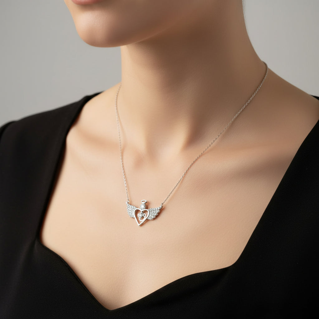 Сребърно колие Angel wings